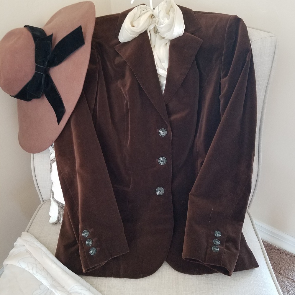 Prestige of Boston Velvet Jacket